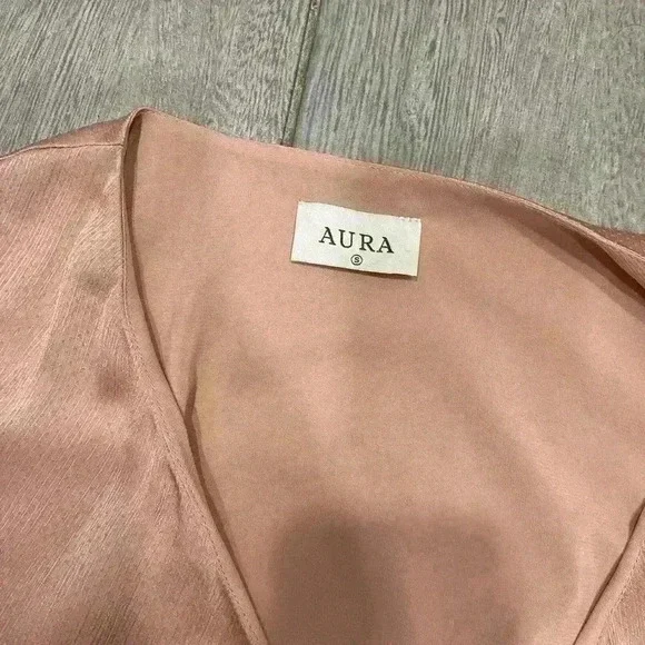 Aura Blush Mini Wrap Dress Size Small - Picture 5 of 6